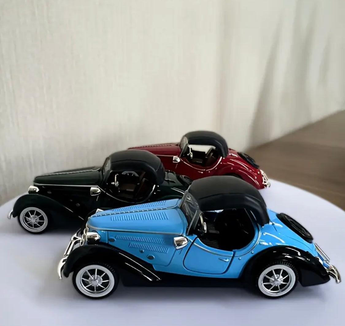 Voiture vintage en alliage d’aluminium – La noblesse du rétro en métal léger