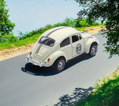 Mini voiture vintage blanche – L’élégance rétro en miniature