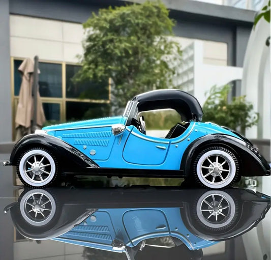 Voiture vintage en alliage d’aluminium – La noblesse du rétro en métal léger