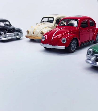 Voiture classique vintage en alliage – La réplique rétro qui traverse le temps